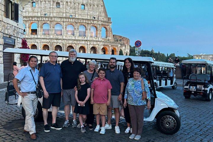Roma: Divertente tour privato e di gruppo in Golf Cart 1,5 ore
