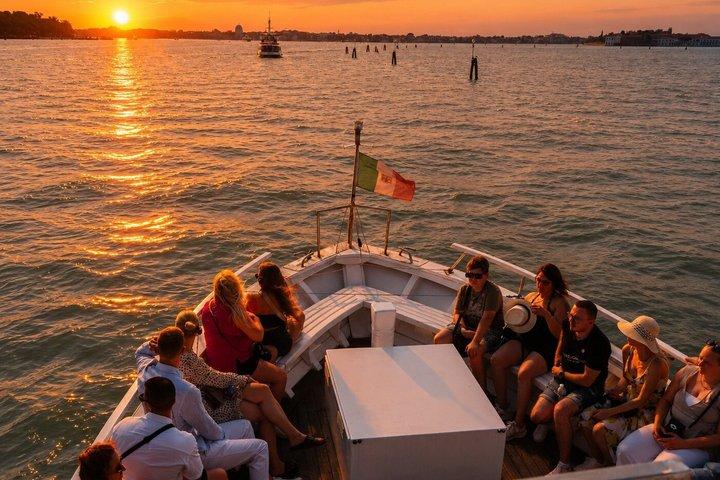 Veneza: Sunset Cruise com Aperitivo e Lagoon Views