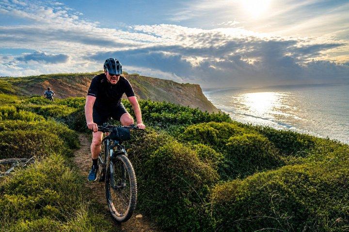 Nazaré Off-Road E-Bike Tour & Ocean Views