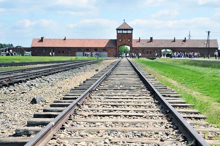 Visite libre guidée d'Auschwitz Birkenau