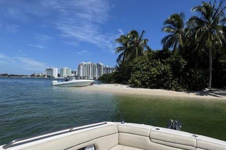 Miami Privat Bådudlejning med Champagne, Sandbars & Floating Mat