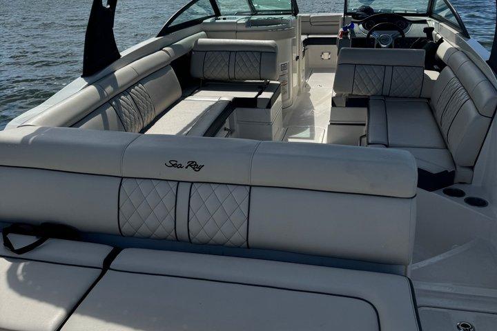 Miami Privat Bådudlejning med Champagne, Sandbars & Floating Mat