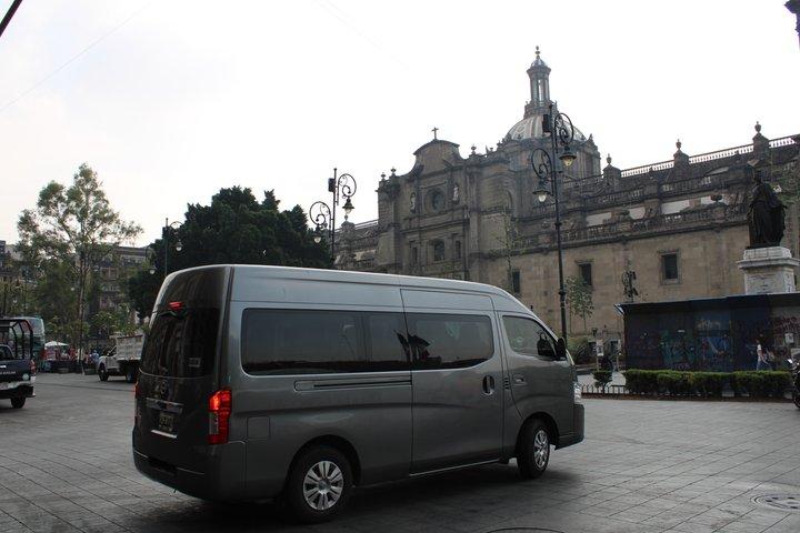 Rodada e transporte privado para o Estádio da Cidade do México