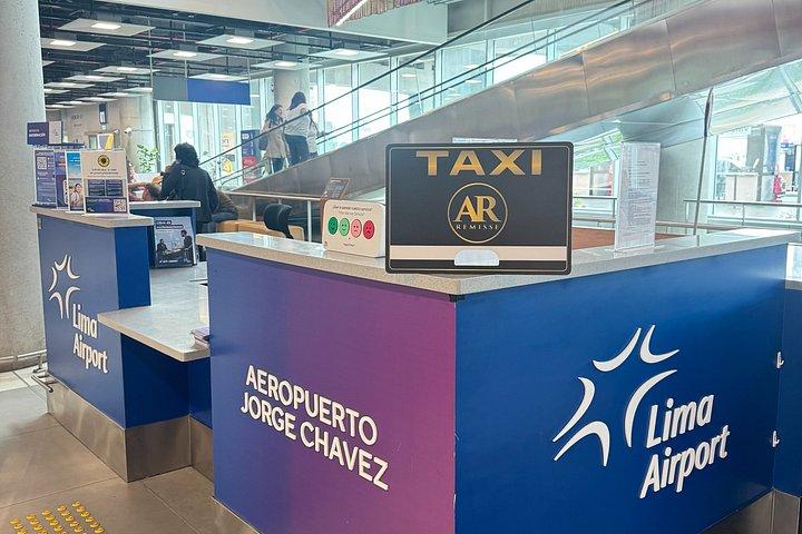 新ホルヘ・チャベス空港への、または新空港からの安全な交通手段