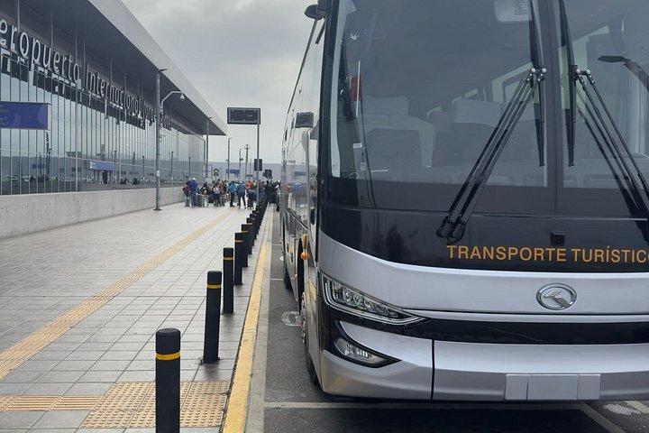 新ホルヘ・チャベス空港への、または新空港からの安全な交通手段