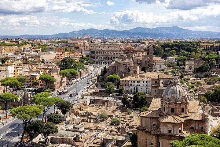 ローマ・フィウミチーノ空港（FCO） ローマ市内へのプライベート送迎