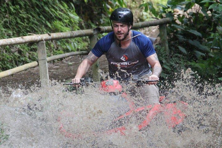Ubud ATV Quad Tour mit optionalem Rafting und Wasserfall
