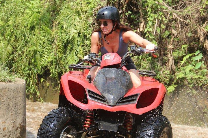 Ubud ATV Quad Tour mit optionalem Rafting und Wasserfall
