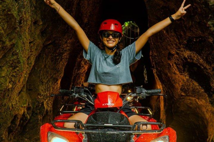 Ubud ATV Quad Tour mit optionalem Rafting und Wasserfall