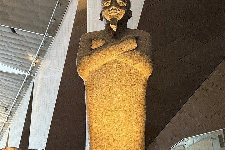 ギザのピラミッド、スフィンクス＆大エジプト博物館（GEM）