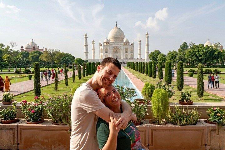 Private Same-Day Tour do Taj Mahal e Agra em Gatimaan Express Train