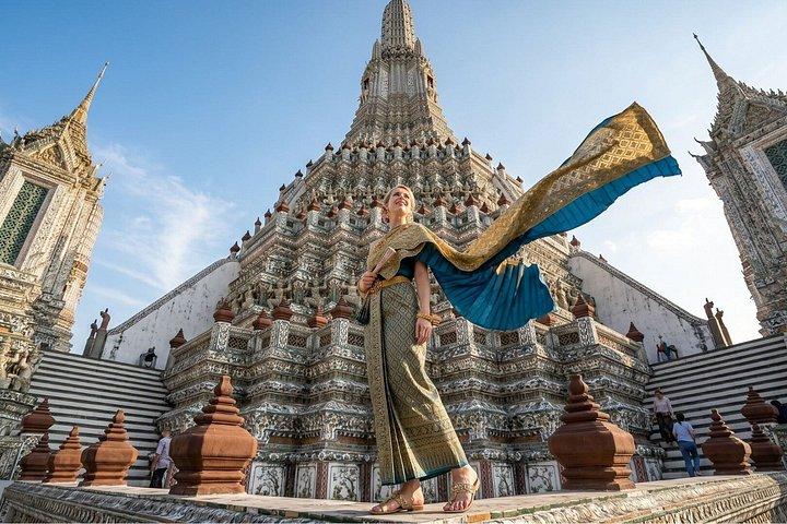 ワット・アルンタイ衣装とトゥクトゥク体験