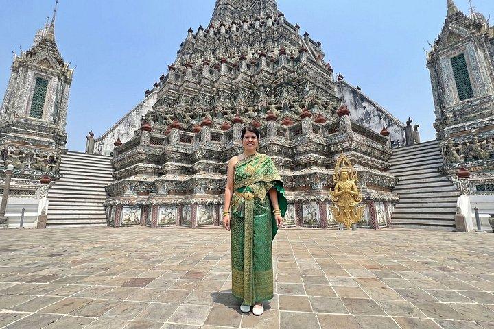 ワット・アルンタイ衣装とトゥクトゥク体験
