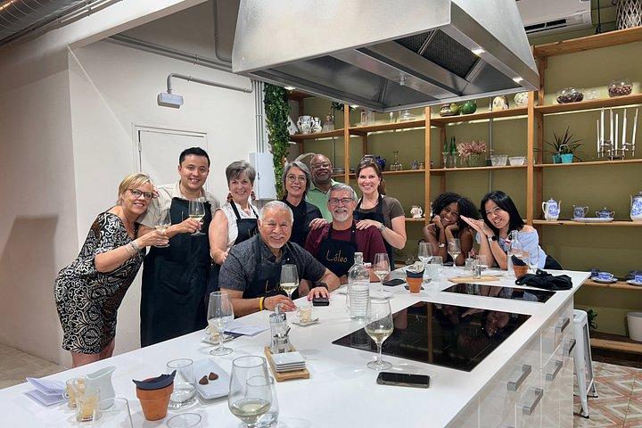 Tapas & Paella madlavningskursus i Madrid med en professionel kok