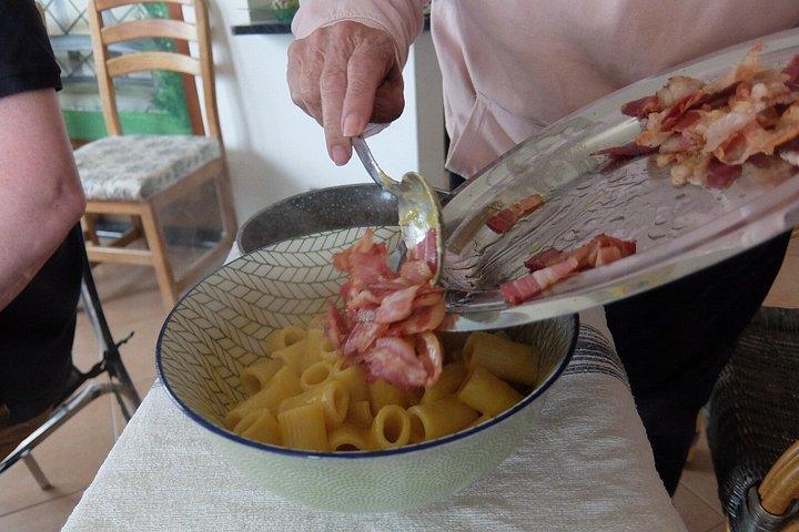 テスタチオで家庭料理: カシオ・エ・ペペ、アマトリチャーナ、カルボナーラ
