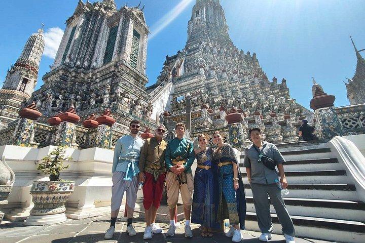 バンコクのアイコン：ワット・อรun タイの衣装、運河とトゥクトゥクの冒険