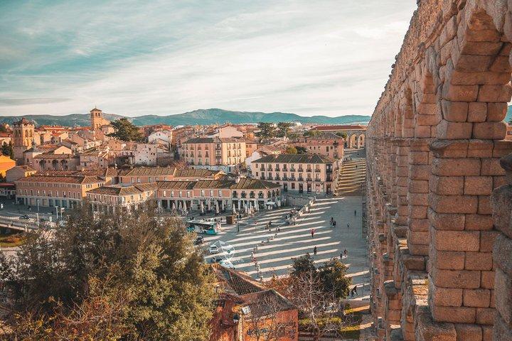 Segovia & Avila Small Group Tour com Hotel Pick up de Madrid