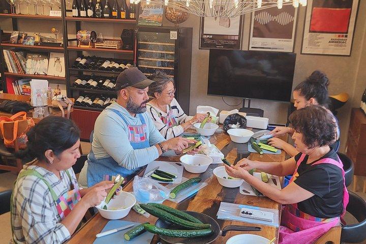 釜山 韓国料理教室（ヴィーガンOK）市場ツアー付き