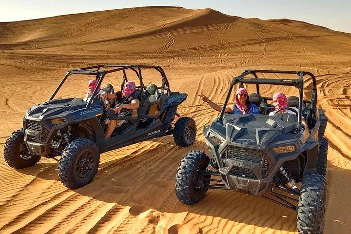 ドバイ : Vip Red Dune Safari,4x4ピック＆ドロップ,キャメル,Bbq＆クアッドオプション