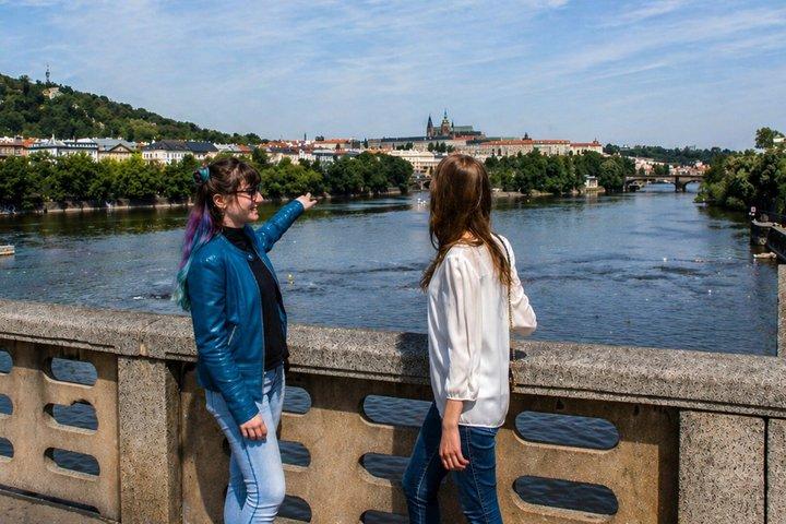 Prag Private Custom Tour mit einem Einheimischen : Highlights & versteckte Juwelen