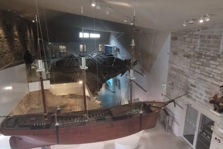 Tour por el Museo de Historias del Mar de Tallin y Exploración del paseo marítimo