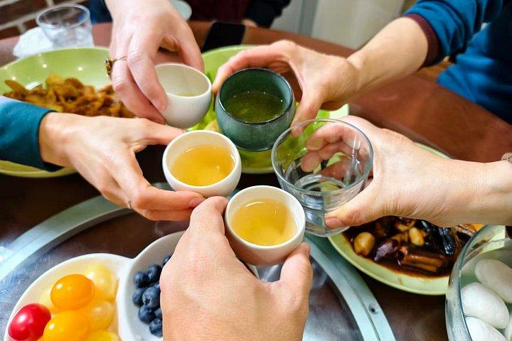 上海の地元英語を話す家族との家庭料理