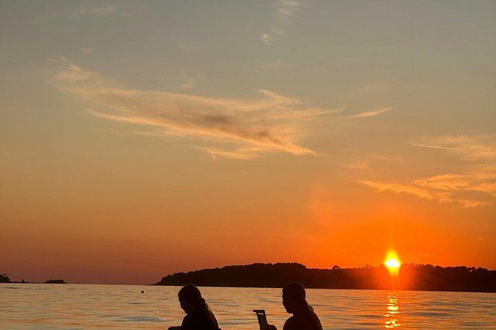 ロヴィニジ 透明カヤック サンセットからトワイライトの輝きツアー
