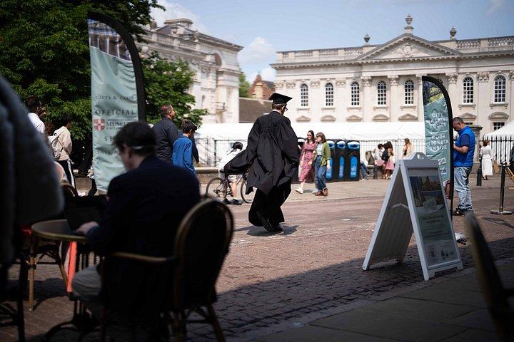 Private | Cambridge Tour by Alumni™ & Punt + optional King's