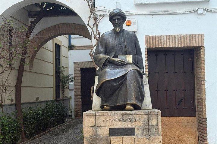 中庭、ユダヤ人街、シナゴーグ：最も本格的なコルドバ