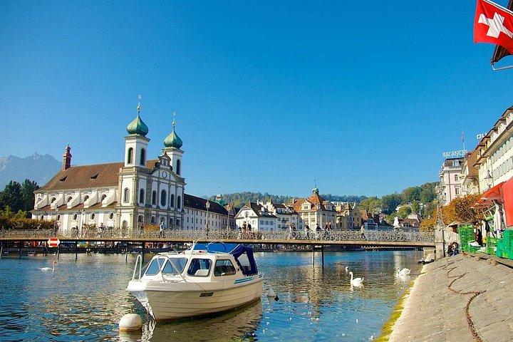 チューリッヒから：ルツェルン日帰り湖クルーズ＆列車旅行