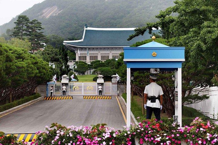 プライベート半日ソウル観光景福宮と青瓦台