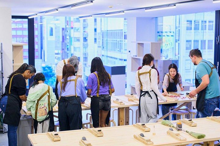 Tokyo: Shinjuku Calligraphy Workshop – Premium Package