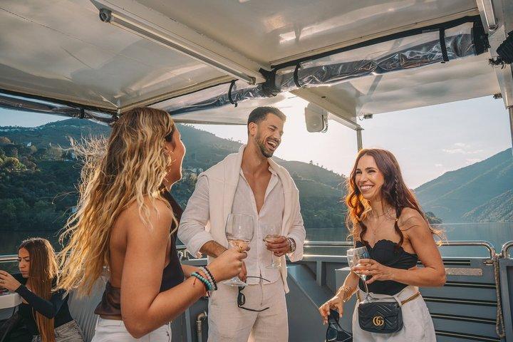 Vanuit Porto: 2 wijngebieden, van boerderij tot tafel lunch en privé boot