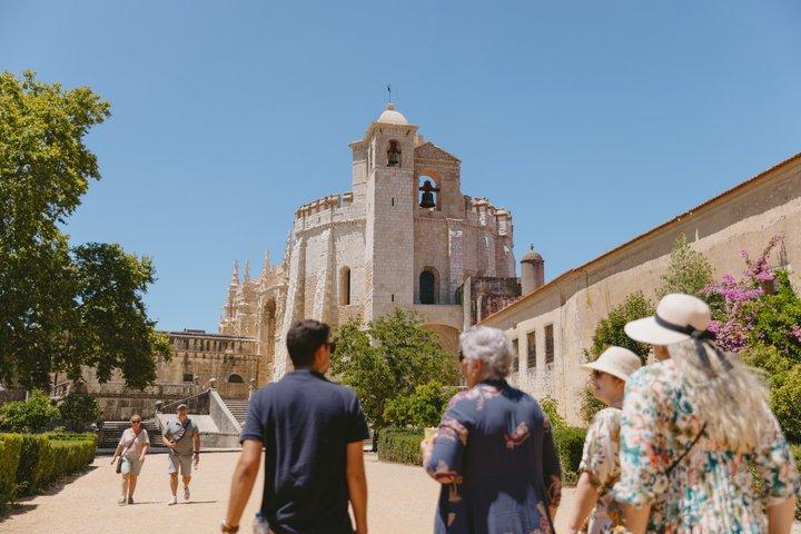 Small-Group Templar Tour: Tomar & Almourol from Lisbon
