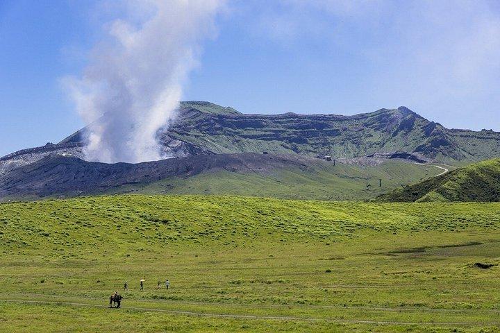 草千里で福岡から行く阿蘇山火山＆黒川温泉の旅