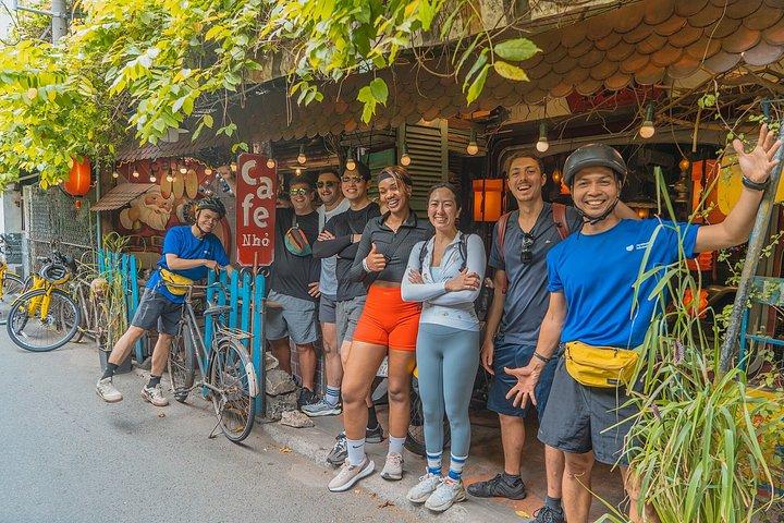 サイゴンバイクツアー：隠れた電車通り、ボート＆水上寺院