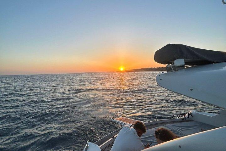 Sunset Private Xclusive Yacht Charter à Albufeira