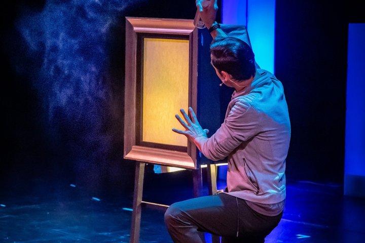 Hoteller i nærheden af Alex Ramon Magic Show