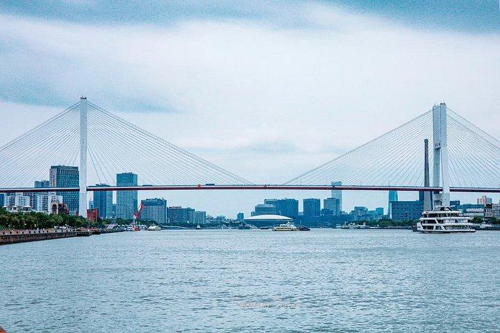 黄浦江東岸の上海半日自転車ツアー