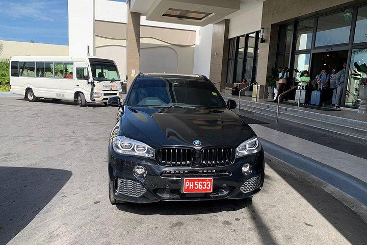 ラグジュアリーVIP空港送迎（RIUパレス、レゲエ、モンテゴベイ）