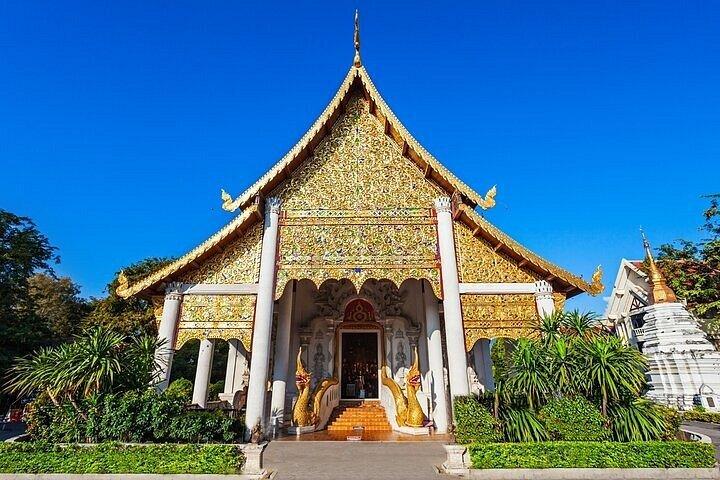 エレクトリック・トゥクトゥクによるチェンマイ旧市街の見どころ