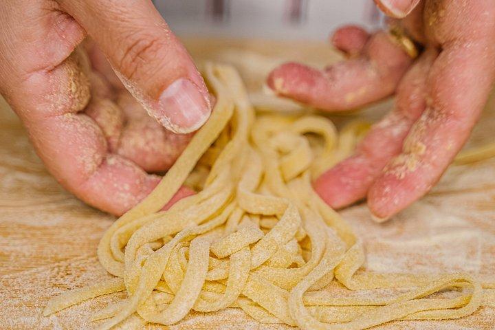 スプリッツとパスタ！ スプリッツ、フェットチーネ、ティラミス