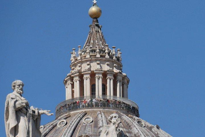 St. Peter's Basilica & Dome Climb: Hosted Entry & Audio Guide