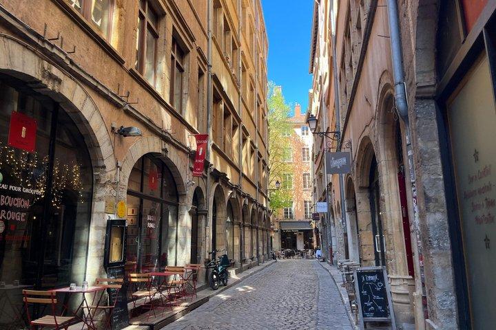 Intro to Lyon Dynamic Walking Tours with Local Guide