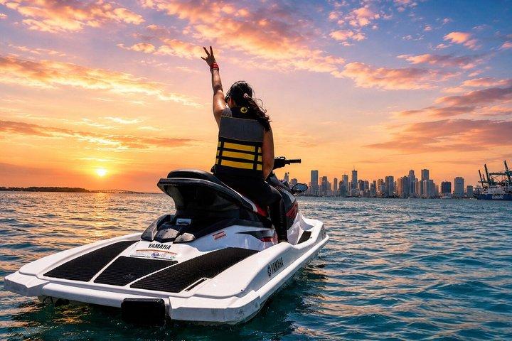 Tour guiado en moto acuática por Miami