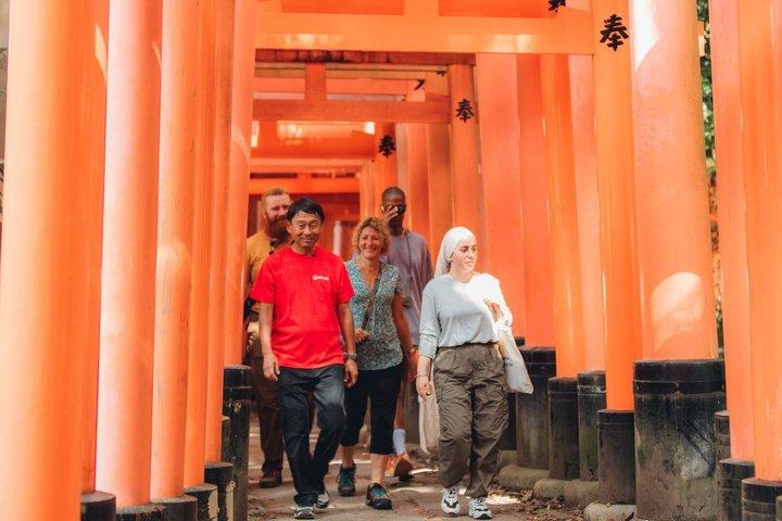 Tour cultural a pie por Kioto : Fushimi Inari, Templo Gion & Zen