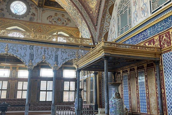 Tour guidato privato di Istanbul – Santa Sofia, Moschea Blu, Topkapi