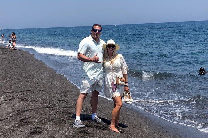 サントリーニ海岸小旅行：プライベートオイア＆島のハイライト