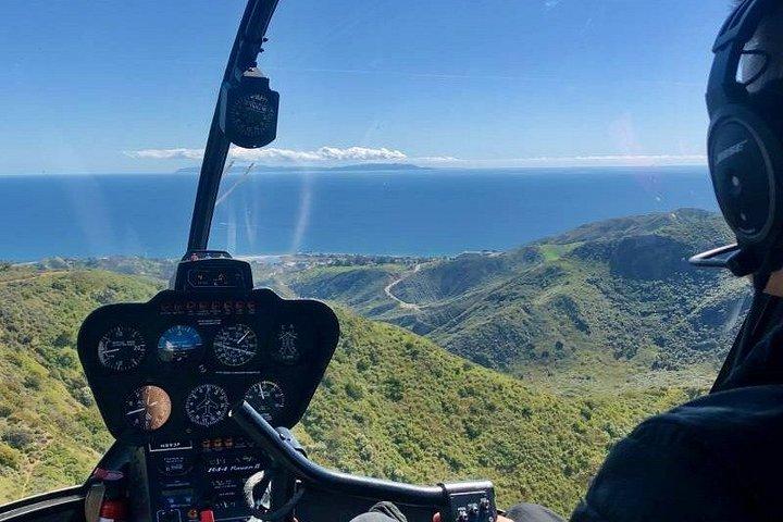 マリブ山頂ヘリコプター駆け落ちと結婚式