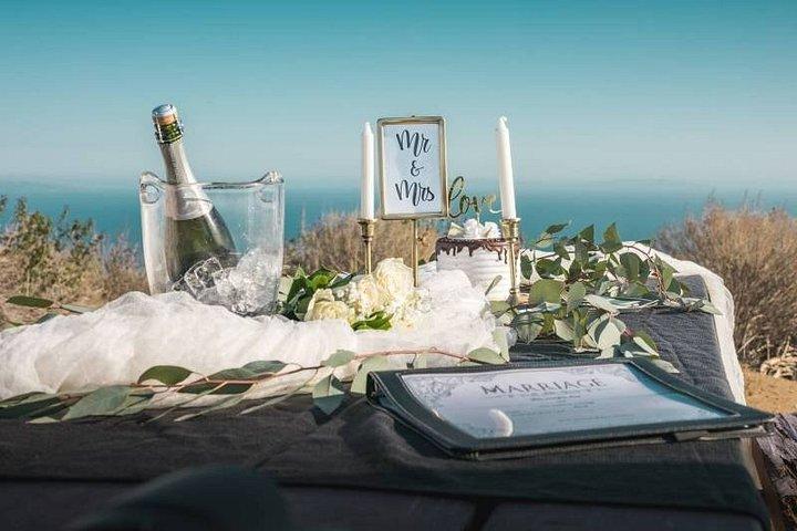 マリブ山頂ヘリコプター駆け落ちと結婚式